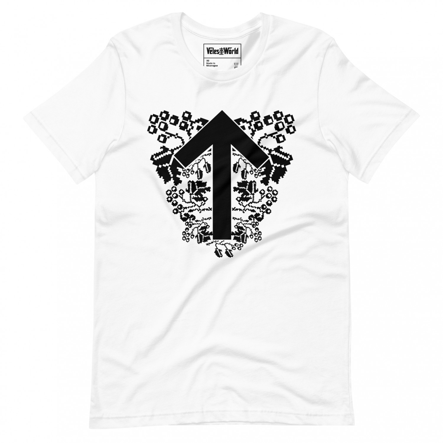 T-shirt with rune "Teivaz"